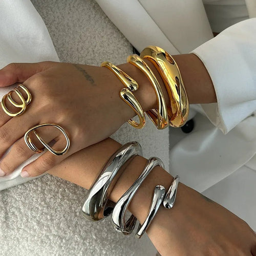 Chunky Gold Bracelet - Luvinae