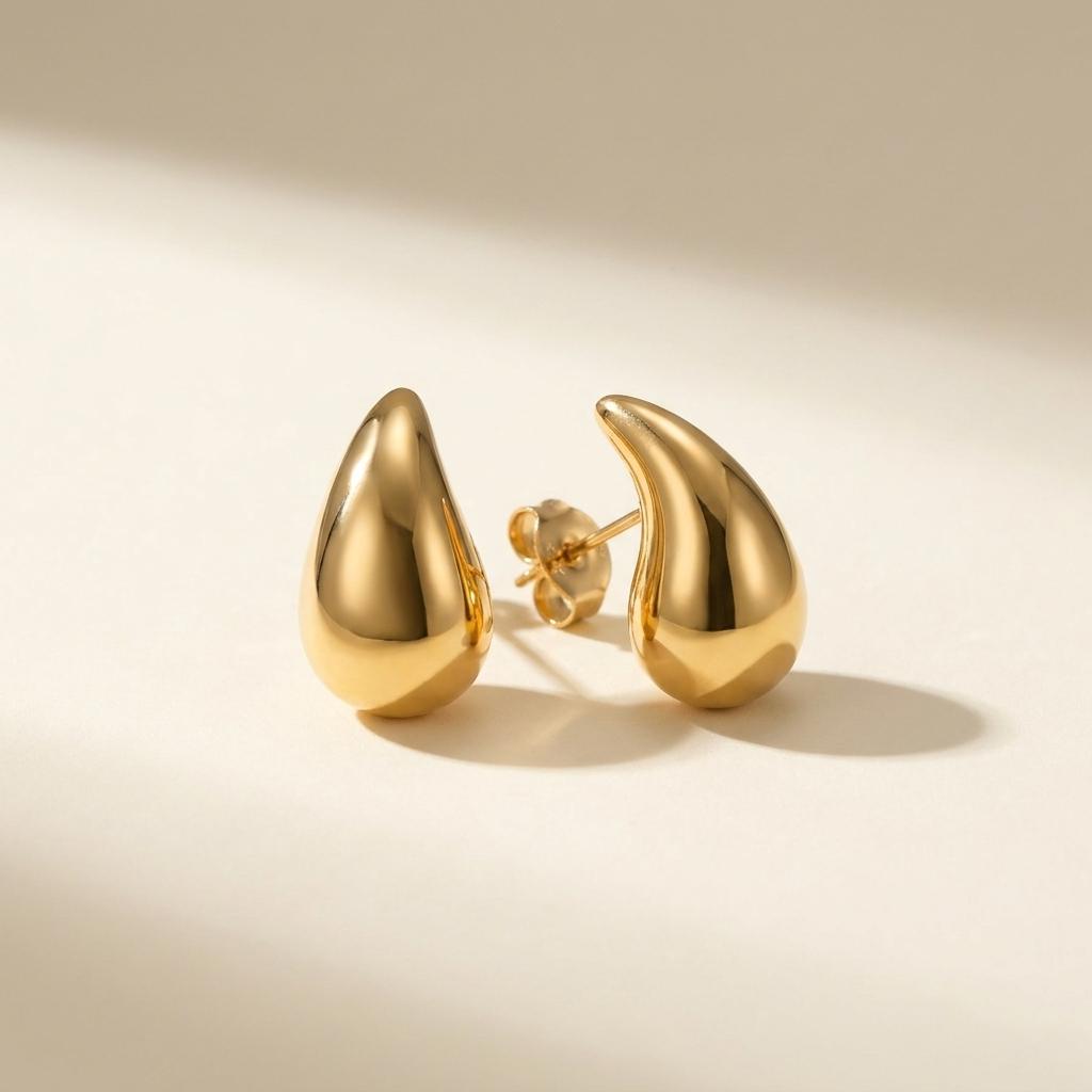Teardrop 18K Gold Stud Earrings