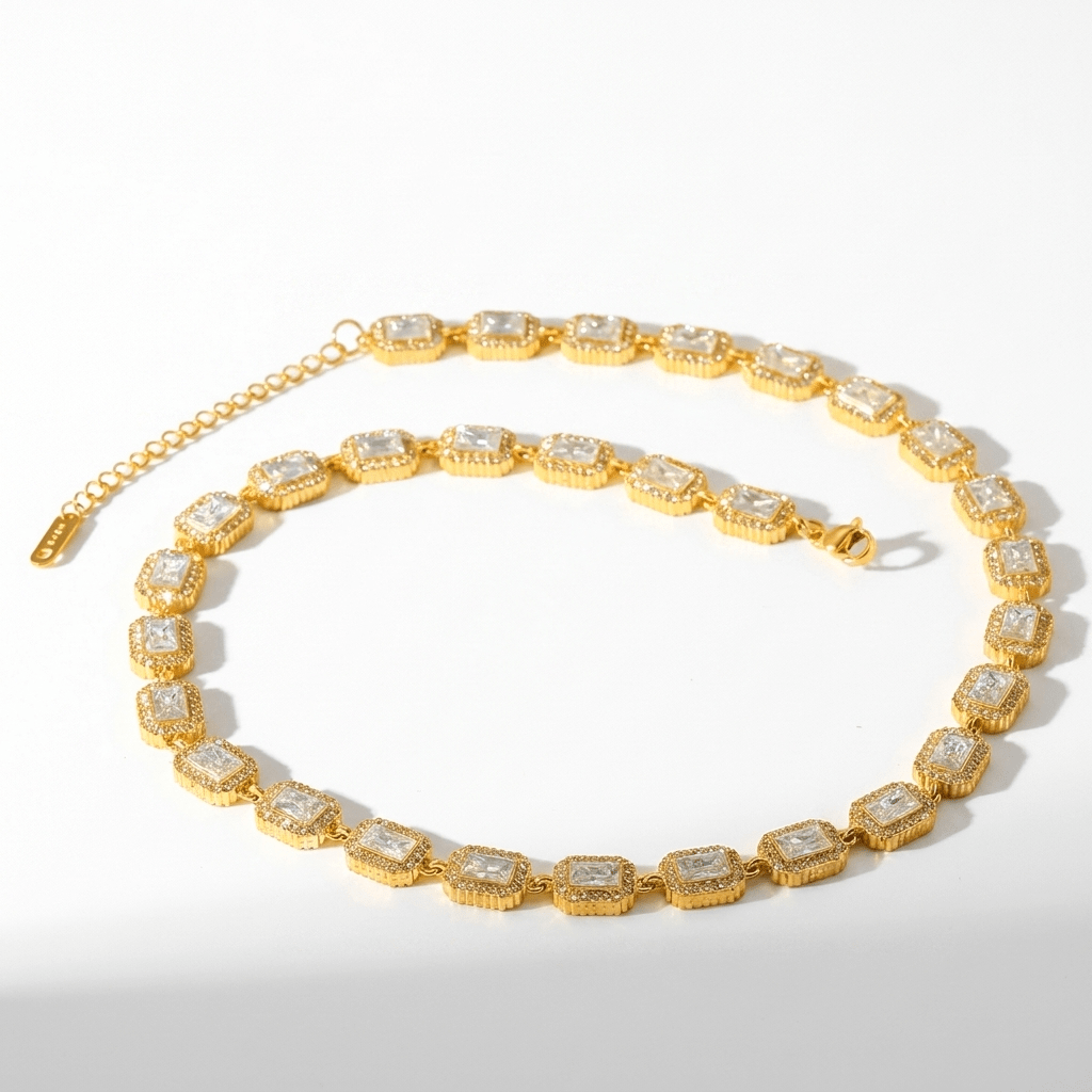 Pavé Pendant Gold Necklace - Luvinae
